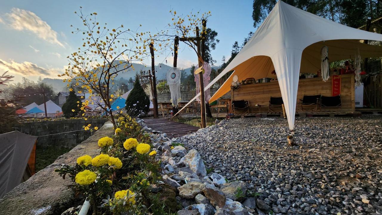 1986 Glamcamp Otel Dong Van  Dış mekan fotoğraf