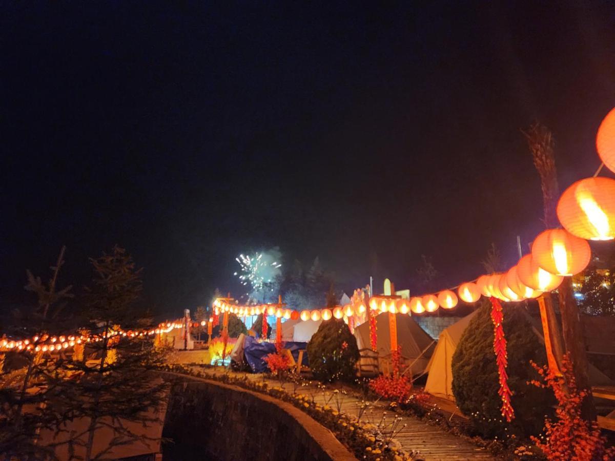 1986 Glamcamp Otel Dong Van  Dış mekan fotoğraf